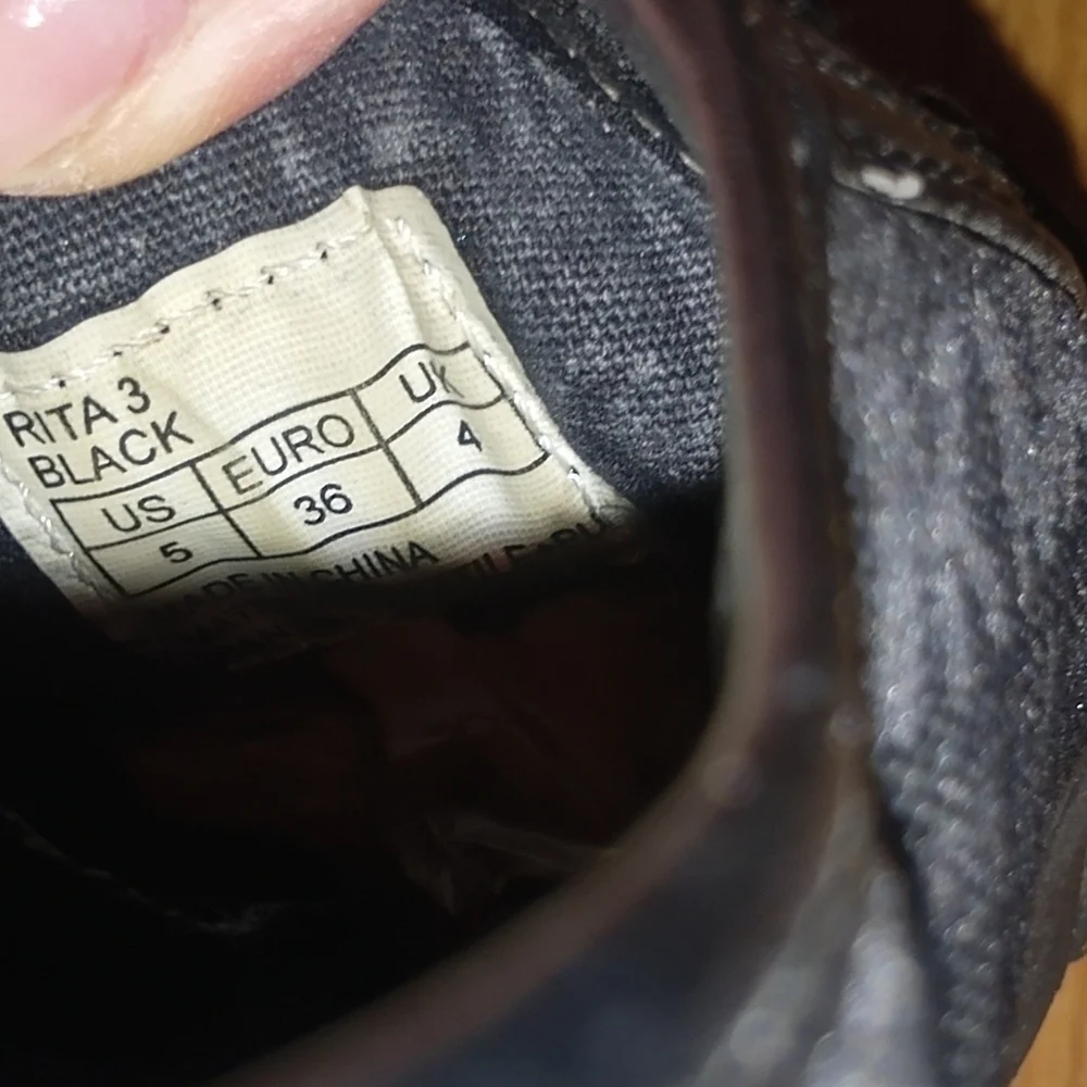 Michael Kors Rita 3 Black Monogram Sneakers Size 5